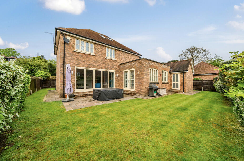 Additional image 22 of Twitten Grove, Bickley, Kent, BR1