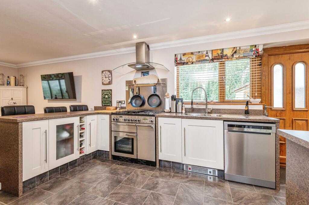 Additional image 5 of Whitechapel Road, Cleckheaton, BD19