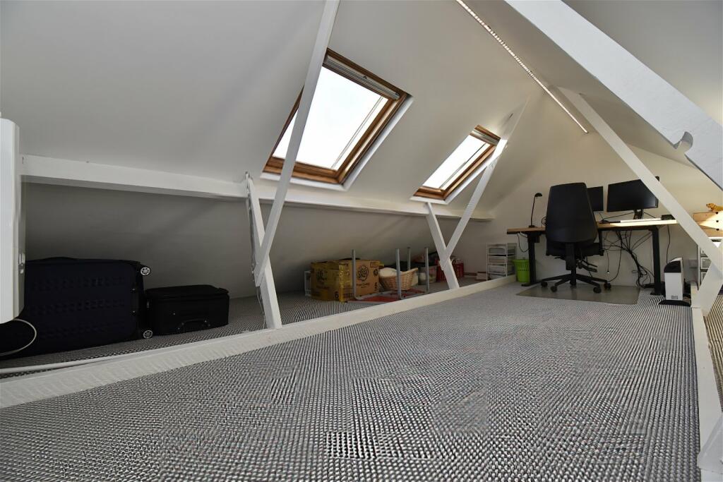 Additional image 10 of Roseberry Gardens, Orpington, BR6 9QE