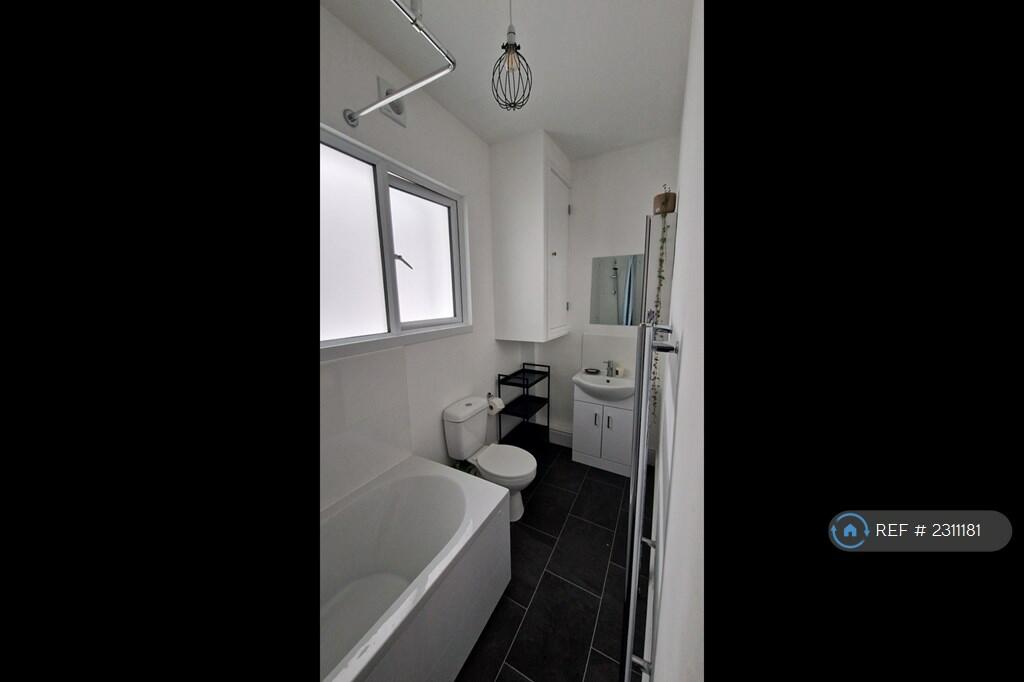 Additional image 6 of Croydon Road, Beckenham, BR3