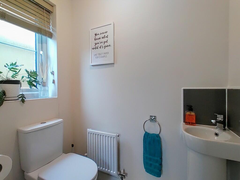 Additional image 8 of Falls Approach, Clayton