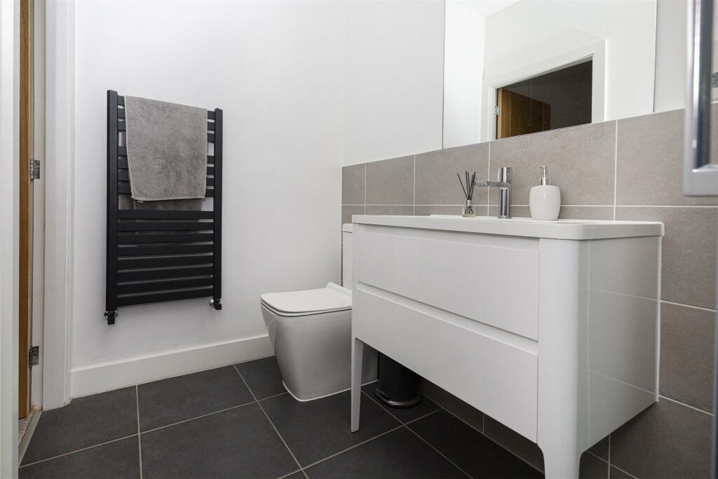 Additional image 33 of Snelsins Road, Cleckheaton