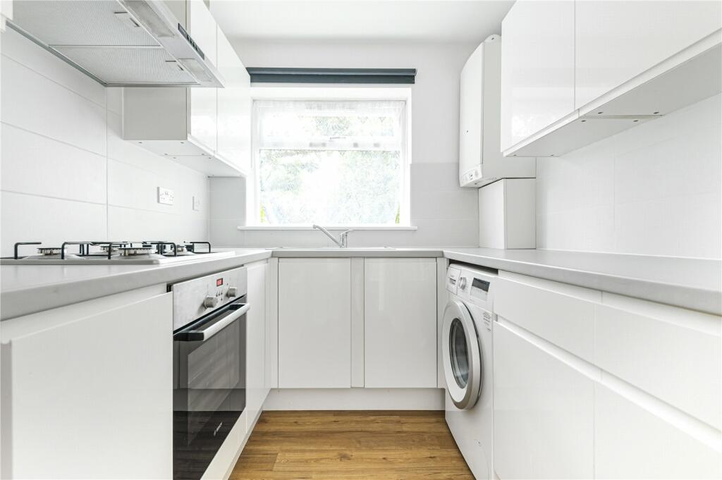 Additional image 2 of Woodstock Gardens, Beckenham, BR3