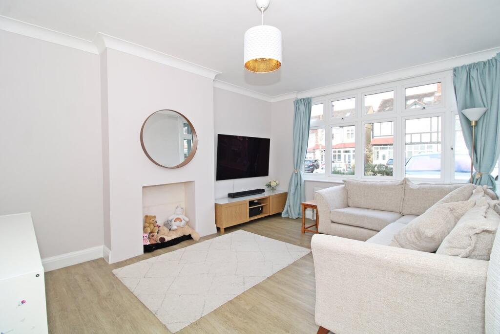 Additional image 4 of Merlin Grove, Beckenham, BR3