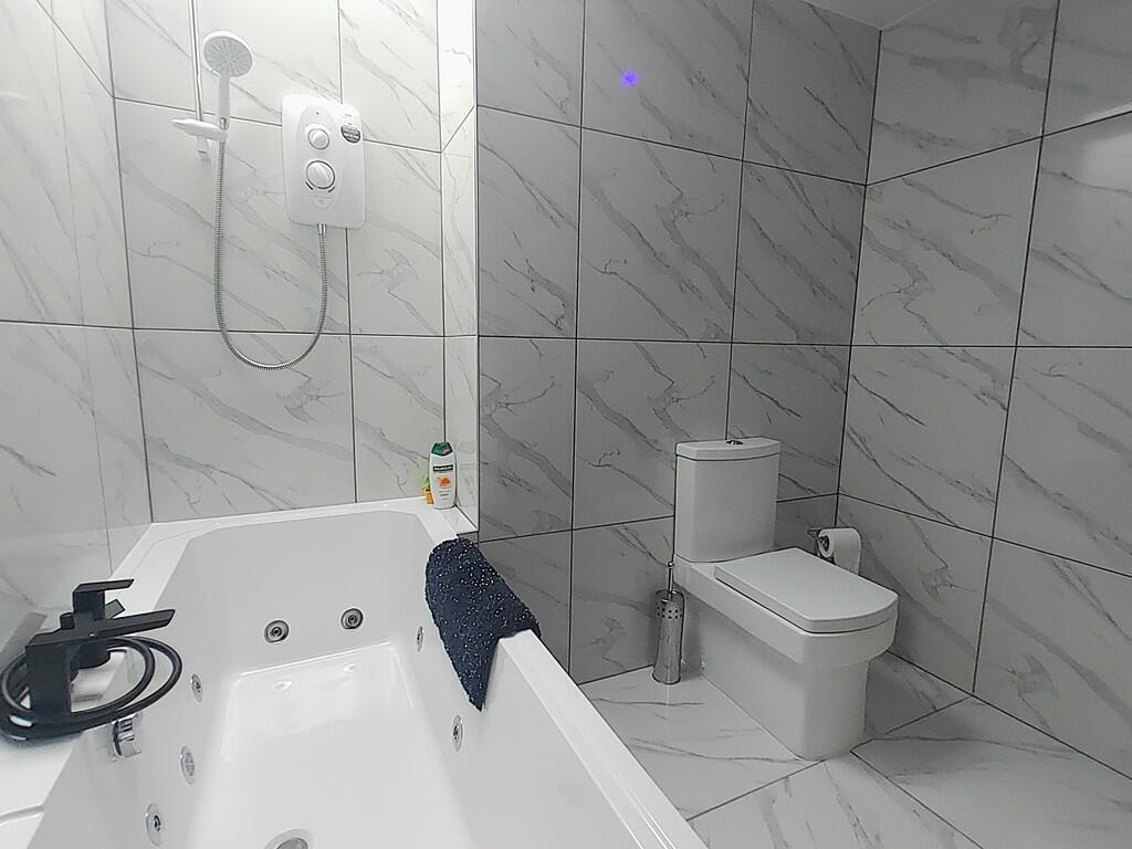 Additional image 33 of Low Lane, Clayton