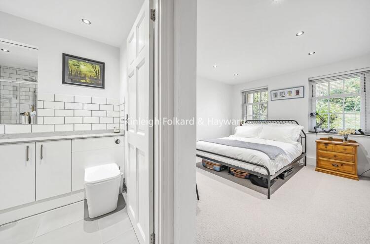 Additional image 10 of Woodclyffe Drive Chislehurst BR7