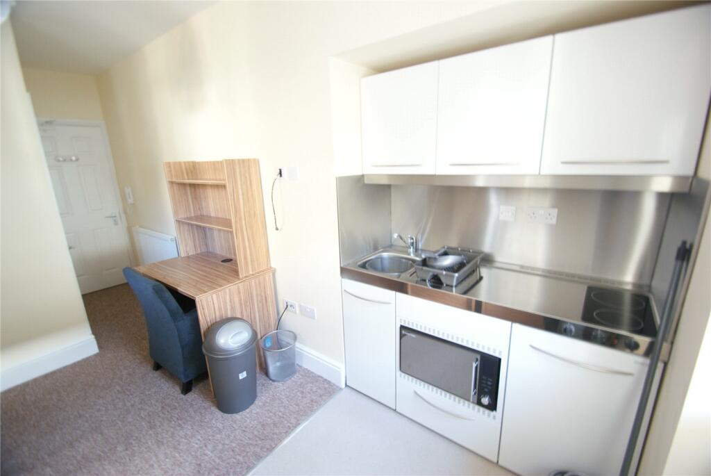 Additional image 4 of Elmdale Road (Studio 3), Basement Back Right, Clifton, Bristol, BS8