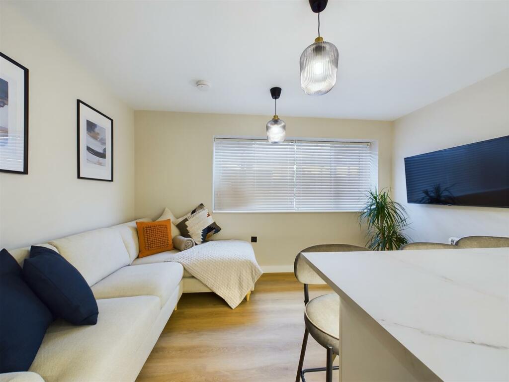 Additional image 33 of Gloucester Road, Bristol