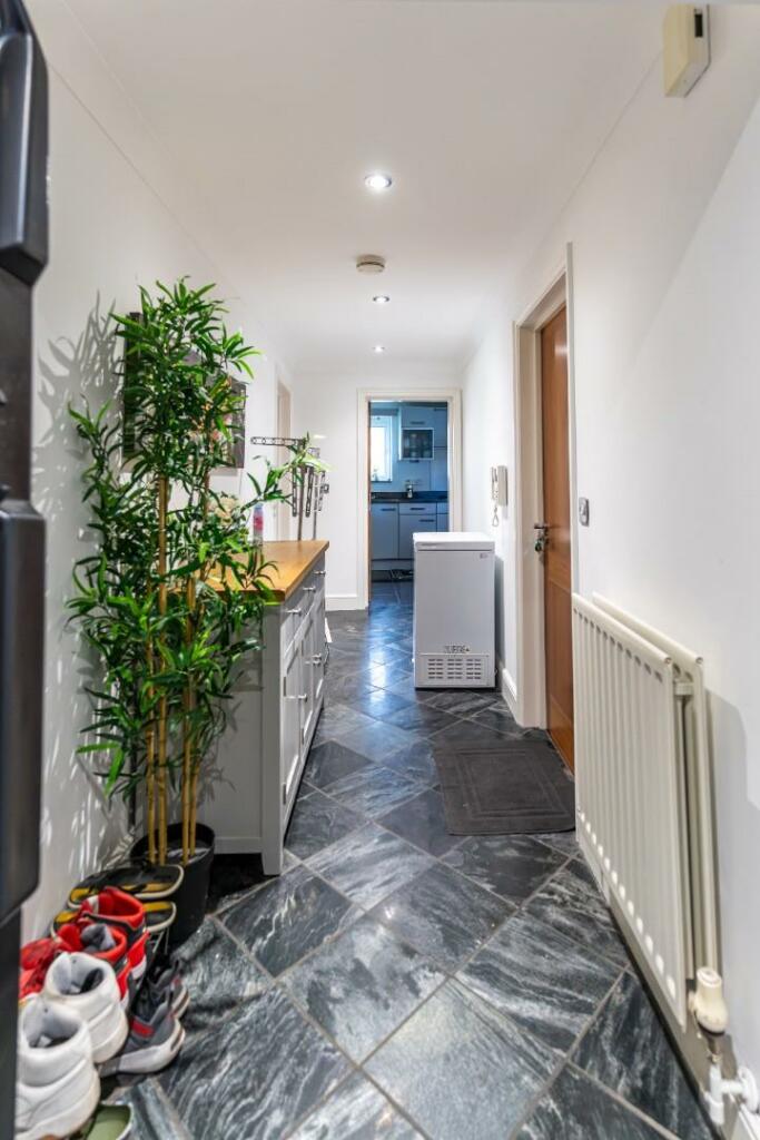 Additional image 4 of Creswell Drive, Beckenham