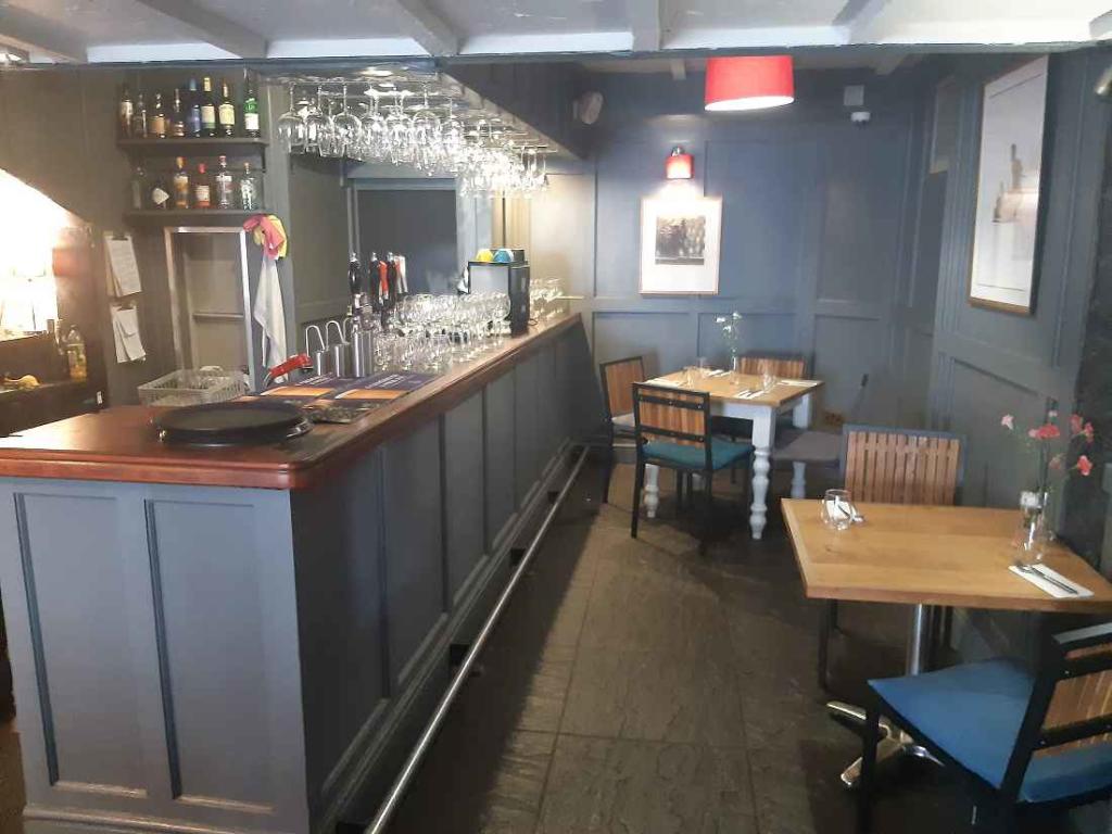 Additional image 2 of W-219102 - White Horse, 24 High Street, Westbury-on-Trym BS9 3DZ