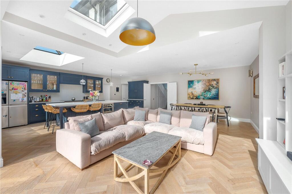 Additional image 3 of The Knoll, Beckenham, BR3