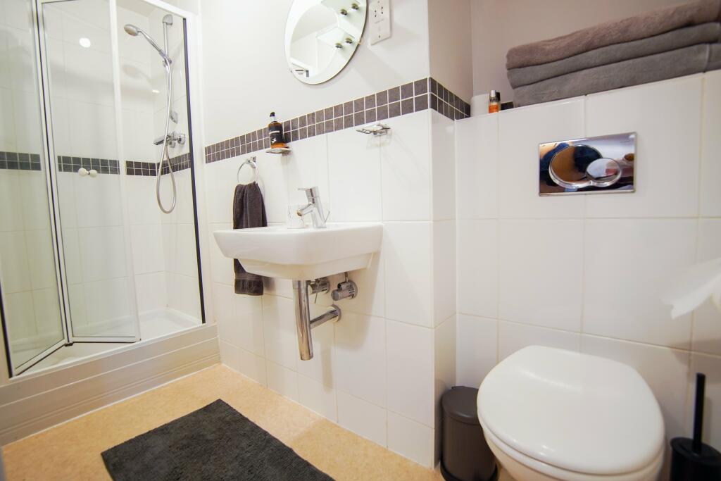 Additional image 9 of Waverley House, Cathedral Walk, Harbourside