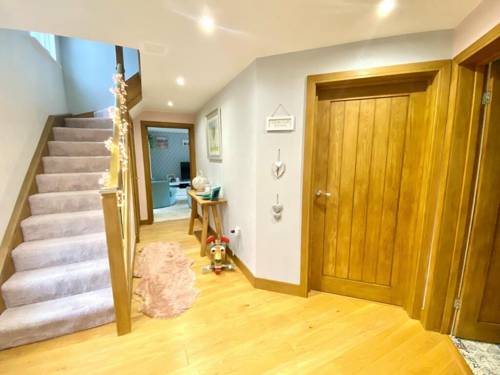 Additional image 4 of Burnleys Mill Road, Gomersal, BD19