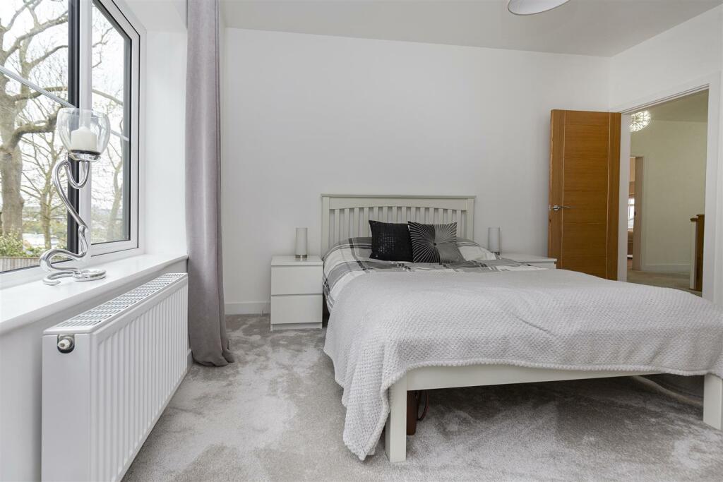 Additional image 31 of Snelsins Road, Cleckheaton