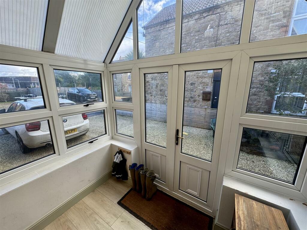 Additional image 21 of Victoria Square, Portishead.