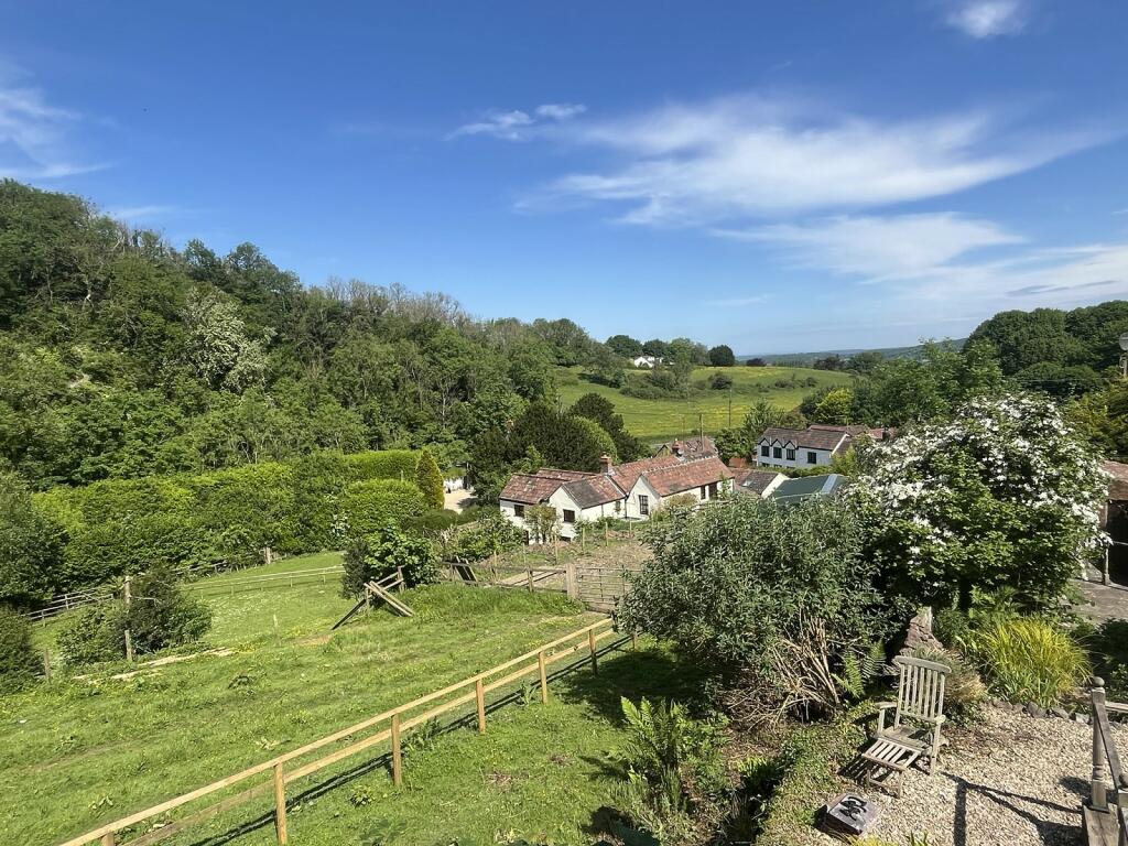 Additional image 4 of Dolberrow, Churchill, Winscombe, North Somerset. BS25 5NT