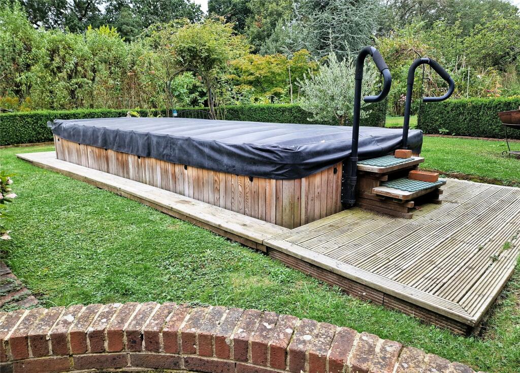 Additional image 34 of Orchard Grove, Orpington