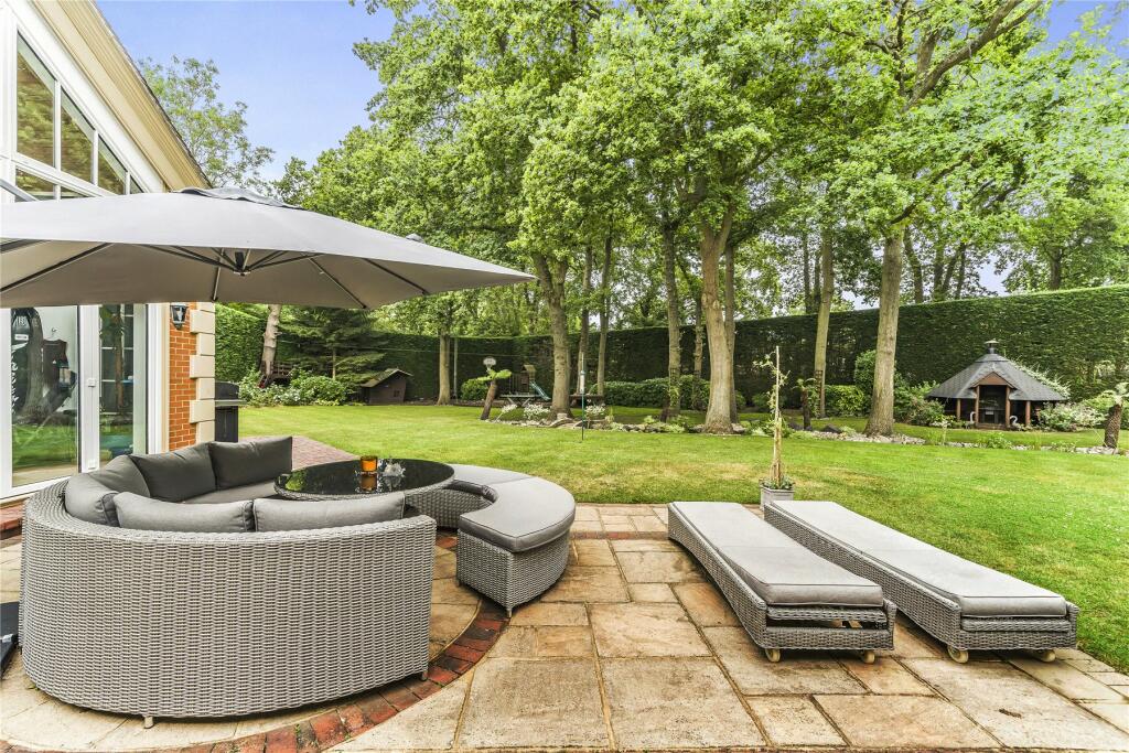 Additional image 23 of Wood Way, Farnborough Park