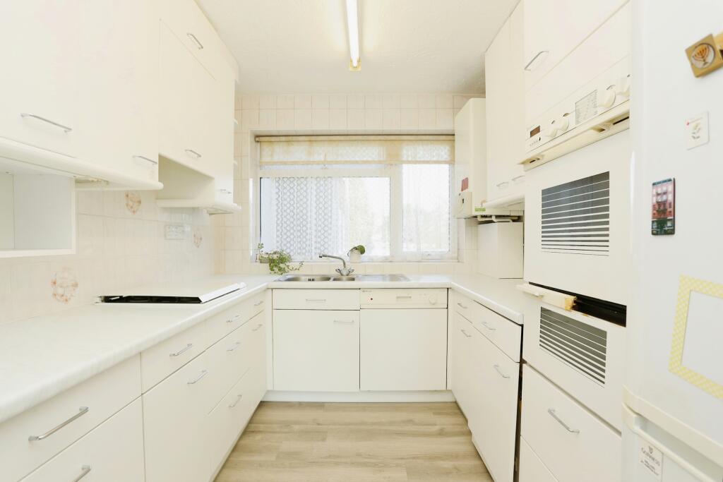 Additional image 17 of 39 Wickham Road, Beckenham, BR3