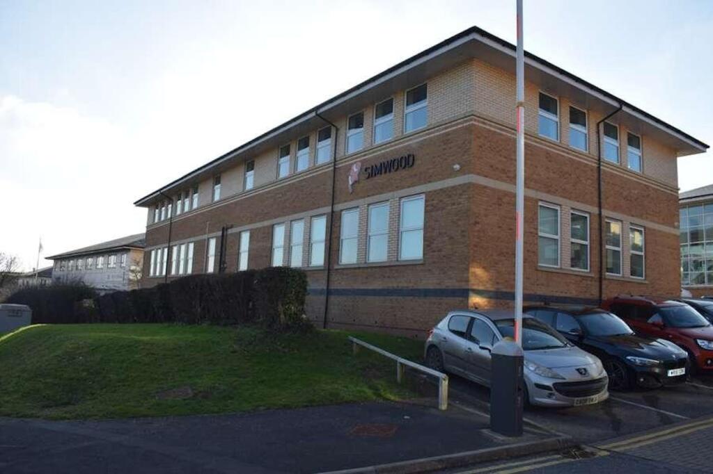 Additional image 7 of Unit 1 & 2, Cube M4 Business Park, Old Gloucester Road, Hambrook, BS16 1FX
