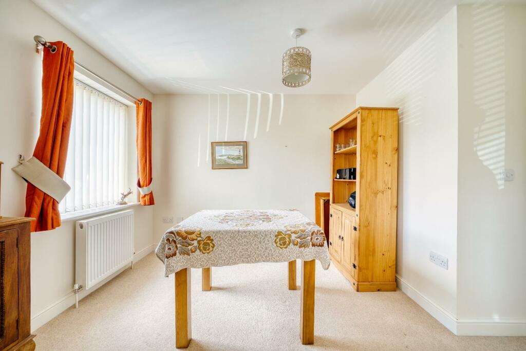 Additional image 4 of Retirement apartment just a stone's throw from the shops in Yatton