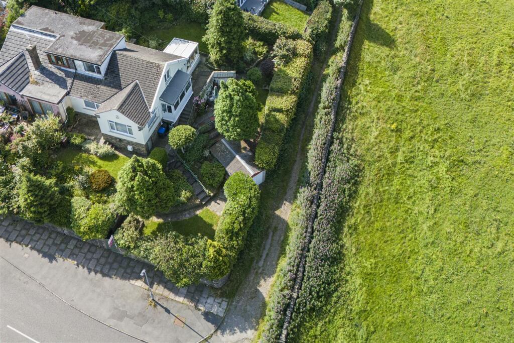 Additional image 22 of Back Lane, Queensbury