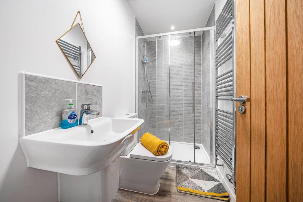 Additional image 9 of Nearly new family home in central Yatton