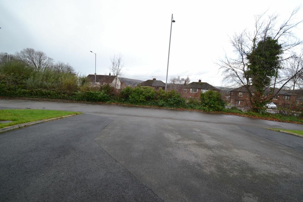 Additional image 21 of Far Crook, Thackley,