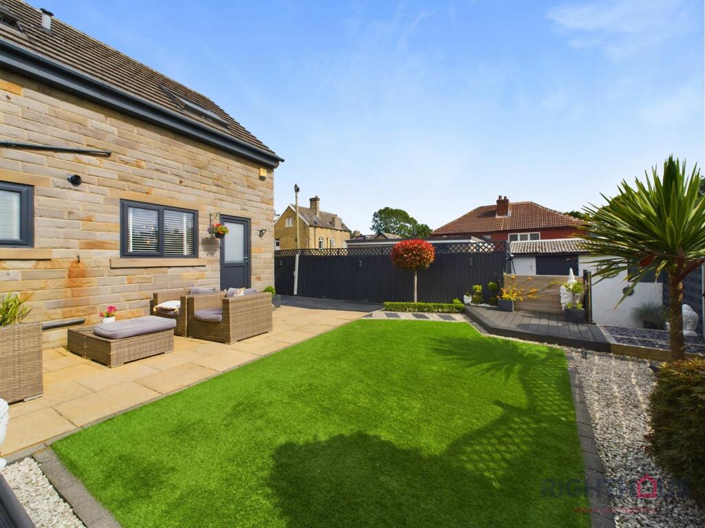 Additional image 3 of Main Street, Low Moor, BD12