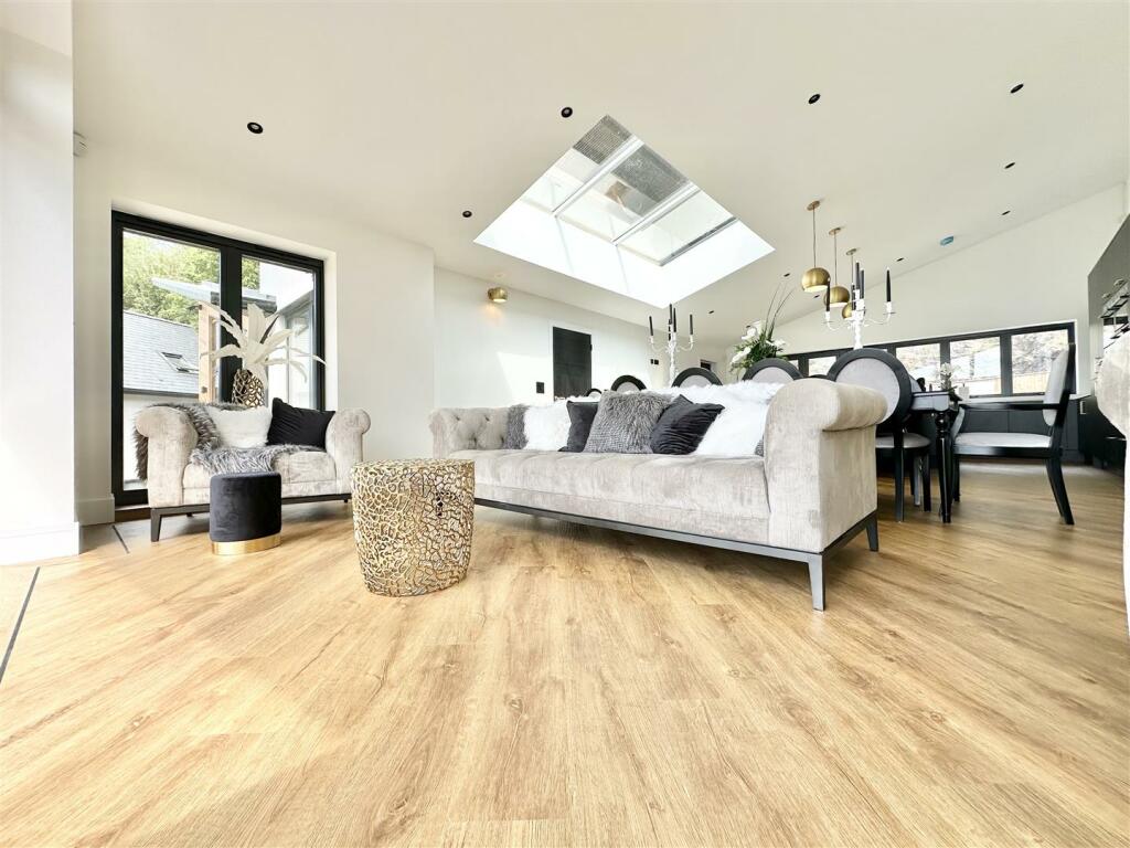 Additional image 37 of Valley View, Tuttors Hill, Cheddar