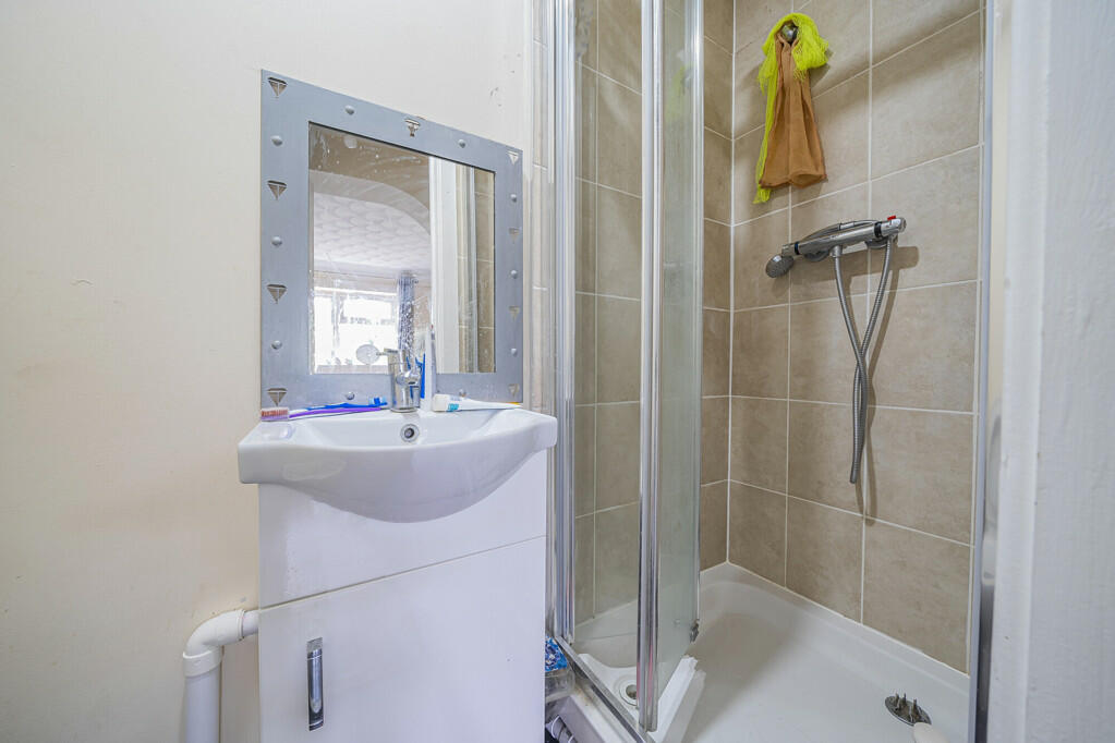 Additional image 16 of Claremont Road, Hextable, Swanley