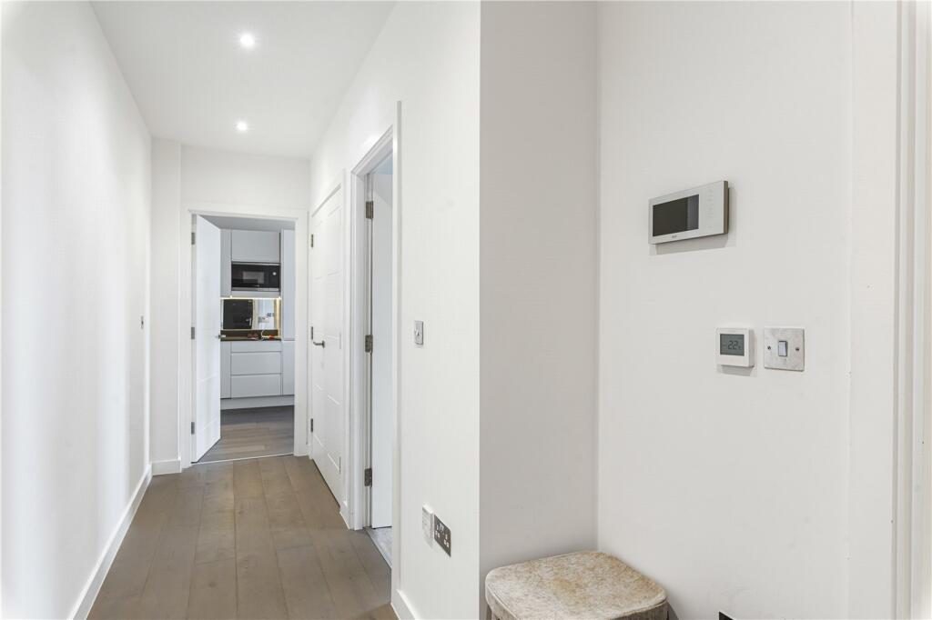 Additional image 9 of High Street, Bromley, BR1