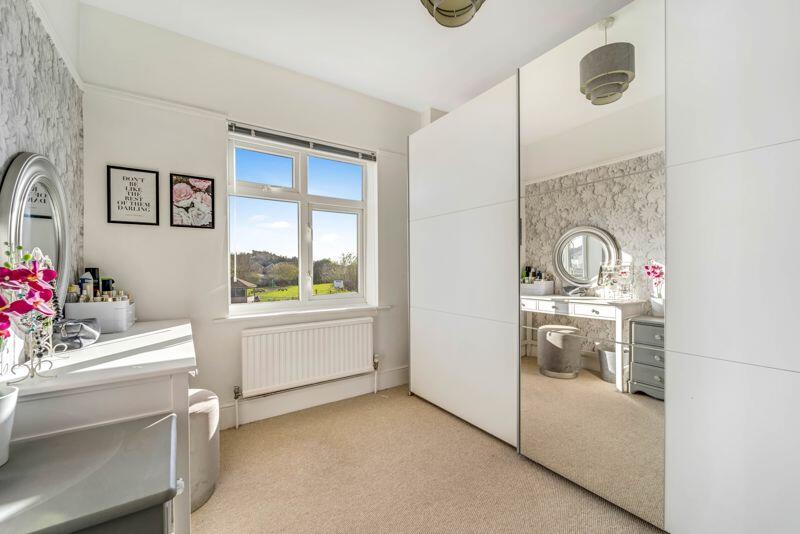 Additional image 12 of Ellesmere Road, Uphill - SOUGHT AFTER LOCATION