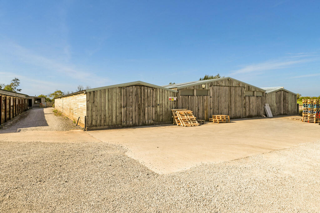 Additional image 40 of Swallows Barn, Sluice Farm, Wick St. Lawrence, Weston-Super-Mare, Somerset, BS22