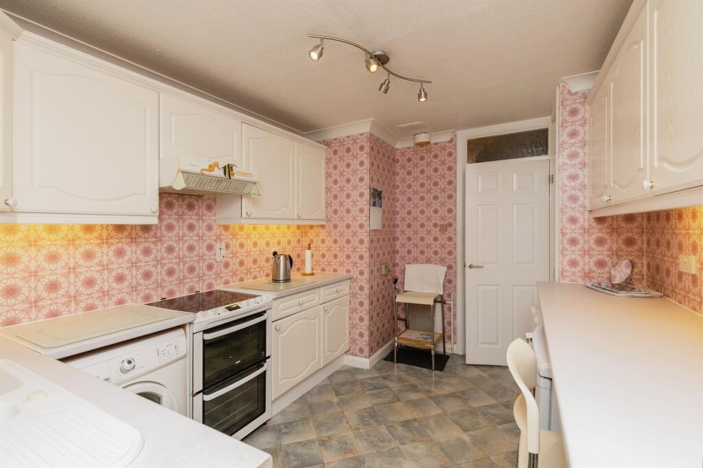 Additional image 7 of Somerset Avenue, Yate, Bristol