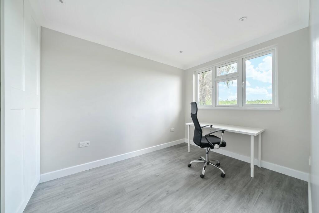 Additional image 26 of Leaves Green Road, Keston, Kent, BR2