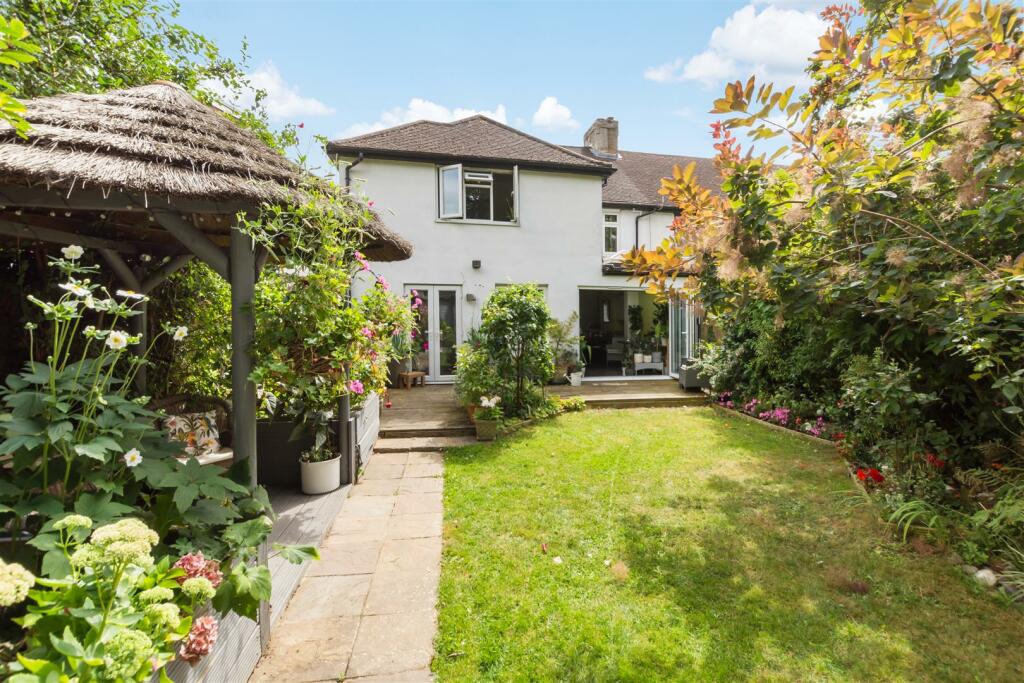 Additional image 21 of Sunray Avenue, Bromley