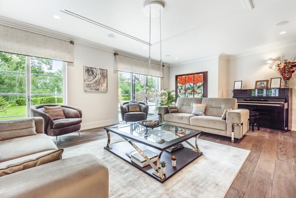 Additional image 11 of Mavelstone Close, Bromley, Kent