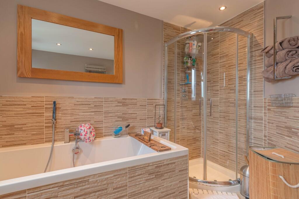 Additional image 9 of Oak Avenue, Bingley, West Yorkshire, BD16