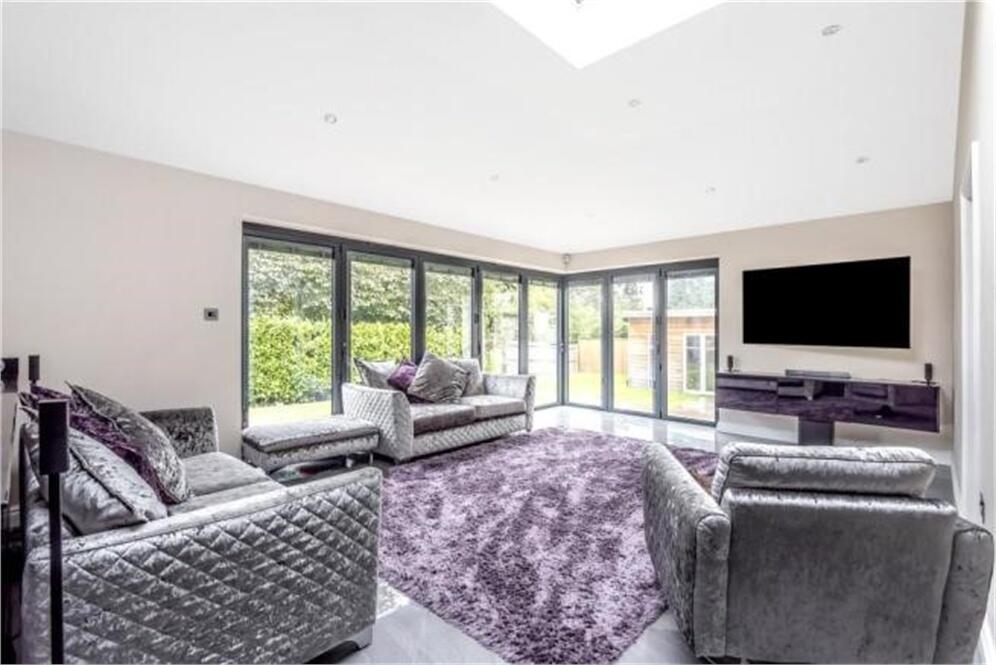 Additional image 5 of Speldhurst Close, Bromley, BR2