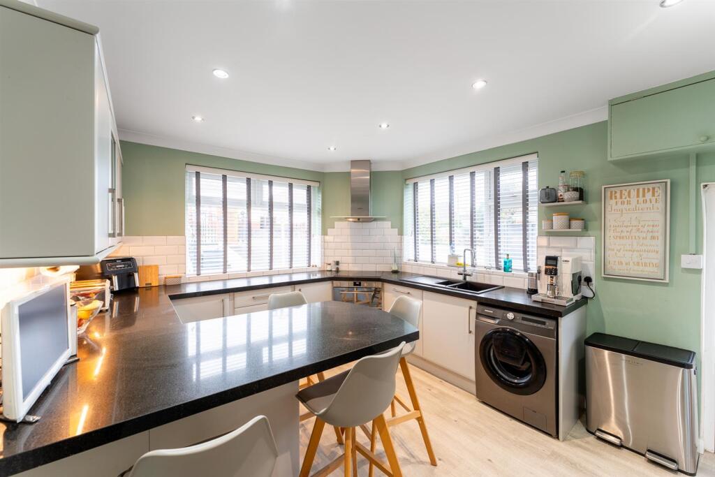 Additional image 6 of Woodspring Crescent, Worlebury - DECEPTIVE