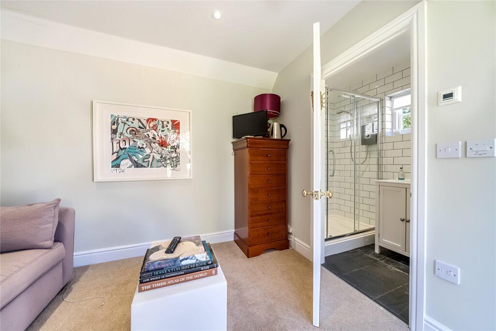 Additional image 21 of Croydon Road, Keston