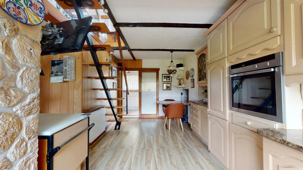 Additional image 13 of Court Farm Road, Longwell Green