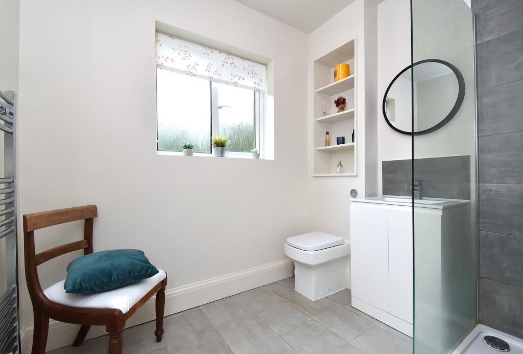 Additional image 16 of Hillview Road Orpington BR6