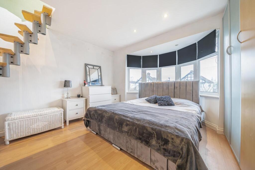 Additional image 8 of Cherry Tree Walk, West Wickham