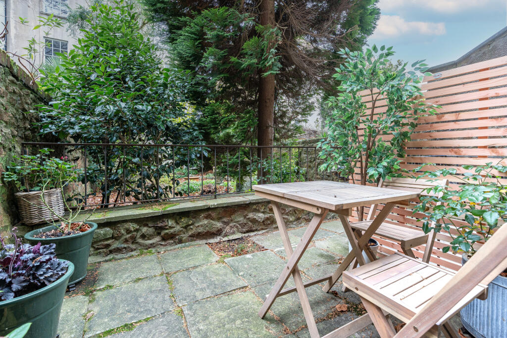 Additional image 3 of Hall Floor Flat, Buckingham Place, Clifton, Bristol, BS8 1LJ