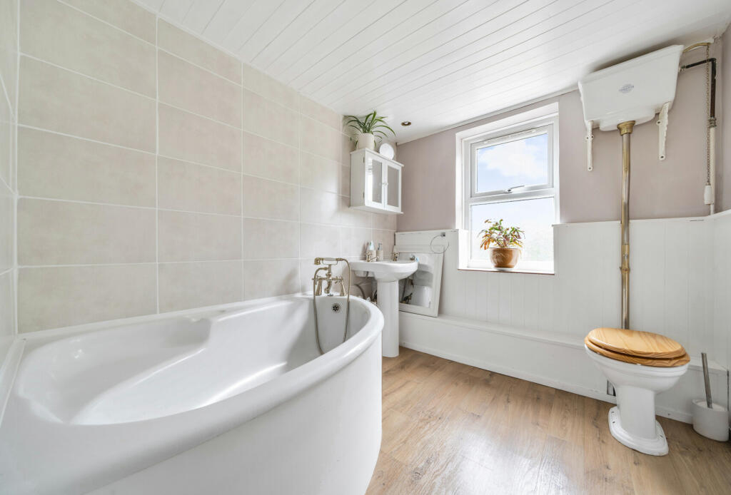 Additional image 11 of Winterbourne Hill, Winterbourne, Bristol, Gloucestershire, BS36