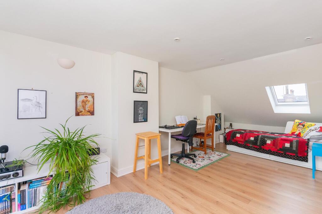 Additional image 25 of Woodcroft Avenue, Whitehall