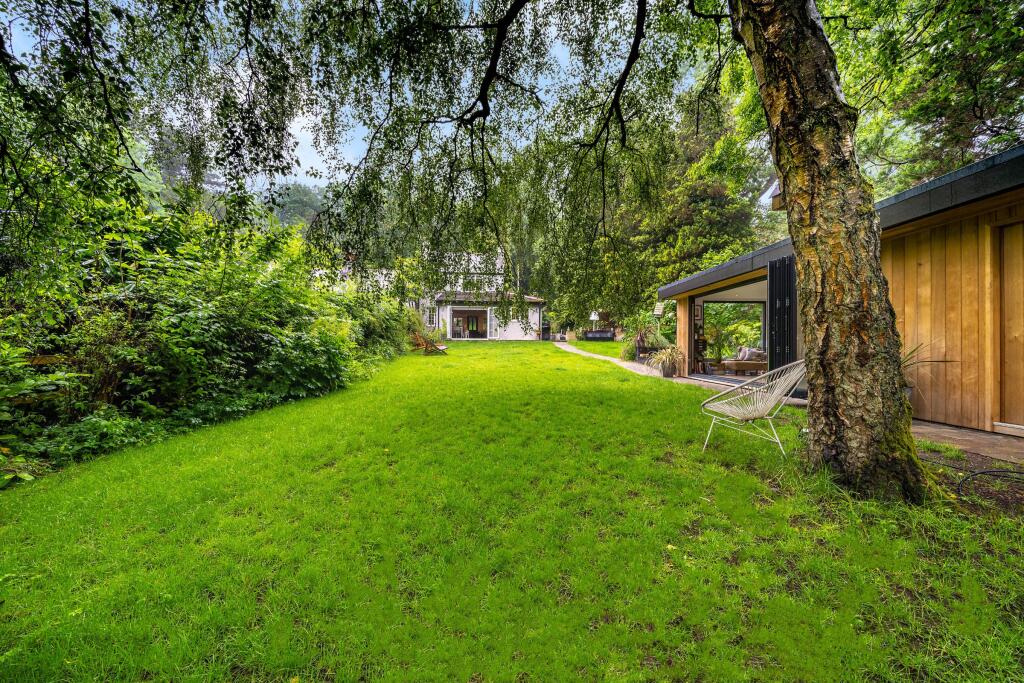 Additional image 7 of Keston