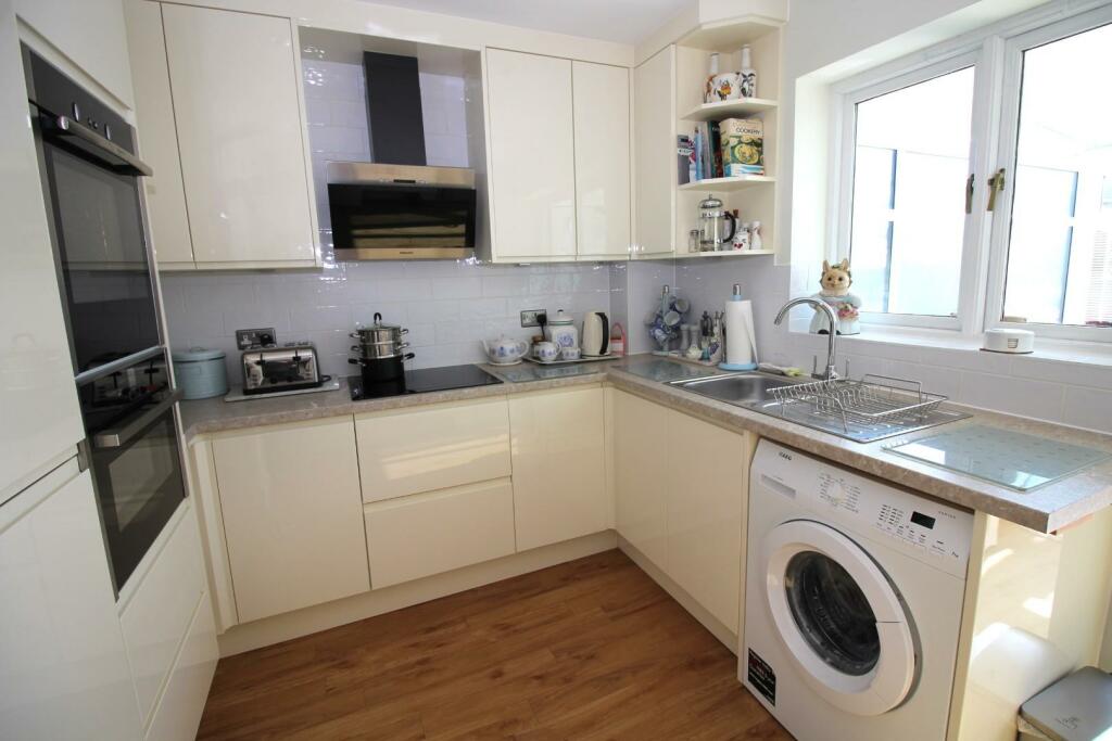 Additional image 7 of Courville Close, Alveston, Bristol